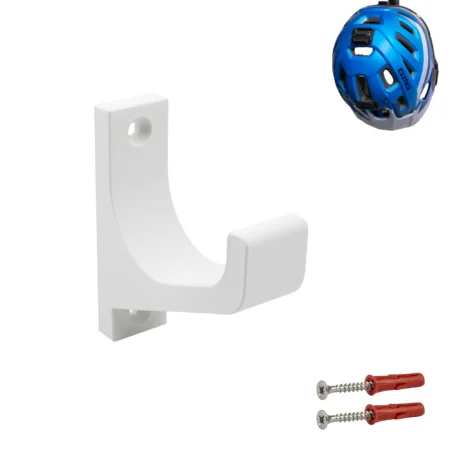 uchwyt ścienny na kask rowerowy Kaski rowerowe zawieszone na wieszakach ściennych. Praktyczny sposób przechowywania sprzętu rowerowego w garażu lub domu.